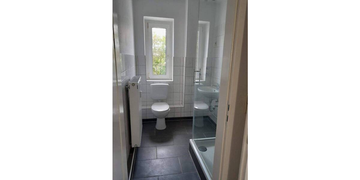 Etagenwohnung Plauen Ostvorstadt - 2 Zimmer, 50 m&sup2;, 290&euro; | Angebot:26778449