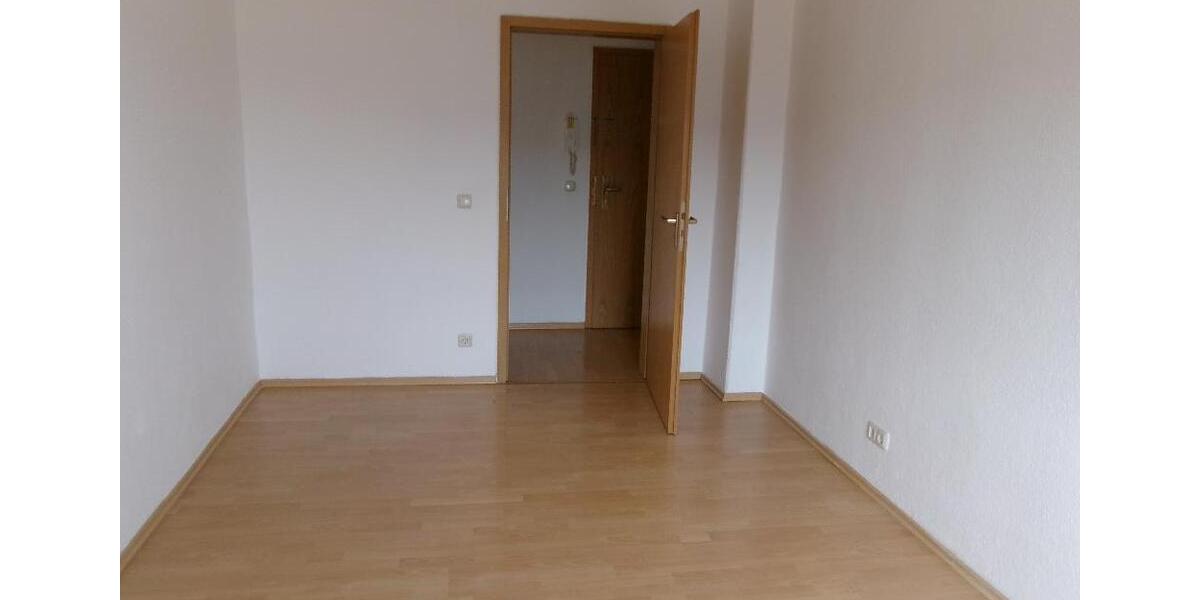 Dachgeschoßwohnung Auerbach/Vogtland Vogtland - 2 Zimmer, 67 m&sup2;, 337&euro; | Angebot:20444543