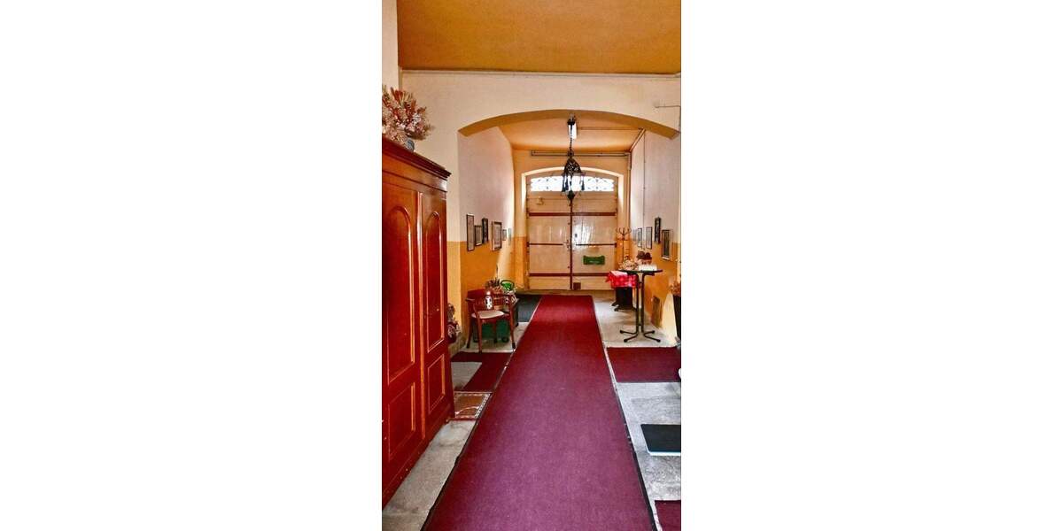 Mehrfamilienhaus, Wohnhaus Hof Innenstadt - 1 Zimmer, 298 m&sup2;, 450.000&euro; | Angebot:25775911