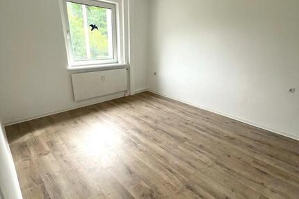 Wohnung Hof Neuhof - 3 Zimmer, 54 m&sup2;, 385&euro; | Angebot:25162005