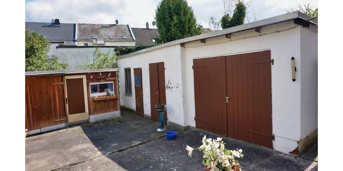 Mehrfamilienhaus, Wohnhaus Oelsnitz - 6 Zimmer, 200 m&sup2;, 74.000&euro; | Angebot:25985881