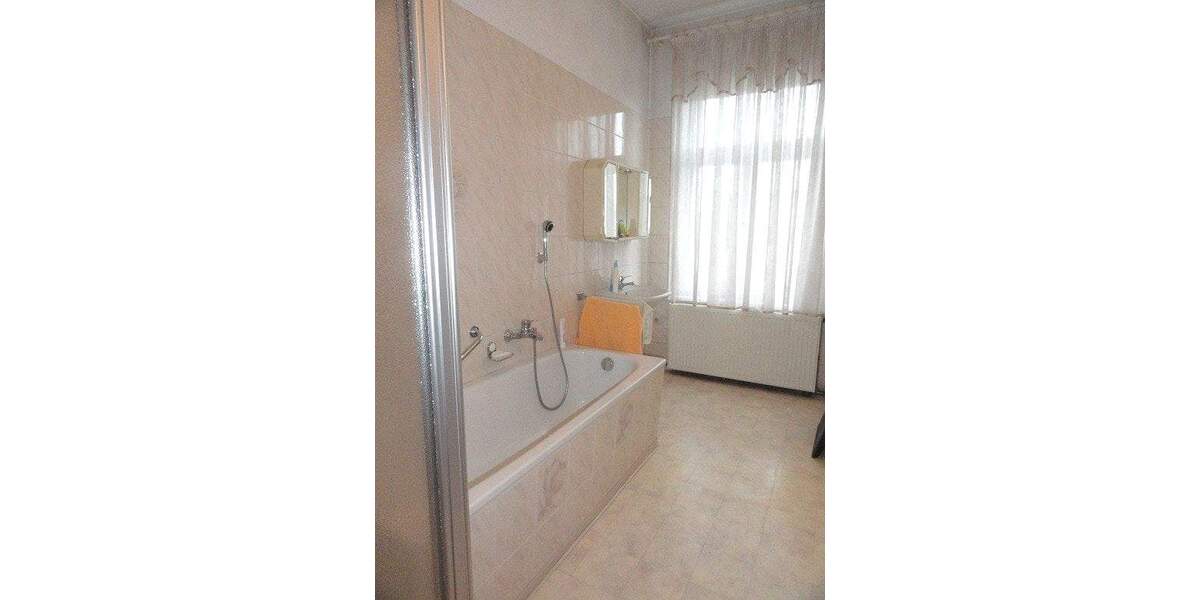 Mehrfamilienhaus, Wohnhaus Reichenbach - 1 Zimmer, 242 m&sup2;, 49.000&euro; | Angebot:25776186