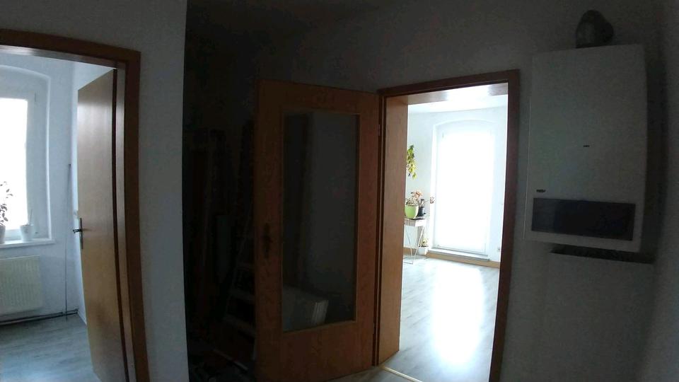 Erdgeschoßwohnung Greiz - 1 Zimmer, 31 m&sup2;, 300&euro; | Angebot:24225303