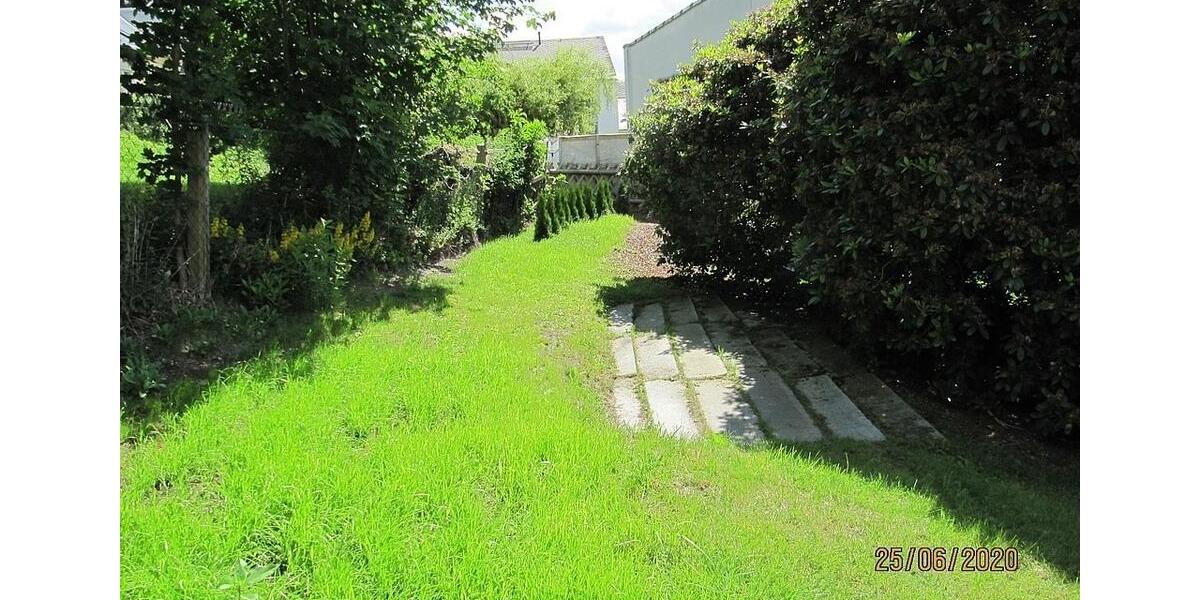 Etagenwohnung Markneukirchen - 5 Zimmer, 139 m&sup2;, 1.200&euro; | Angebot:25487030