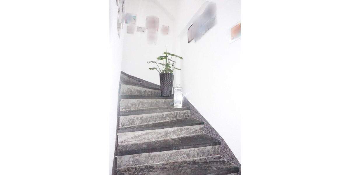 Reihenmittelhaus Oelsnitz - 5 Zimmer, 146 m&sup2;, 195.000&euro; | Angebot:25686107