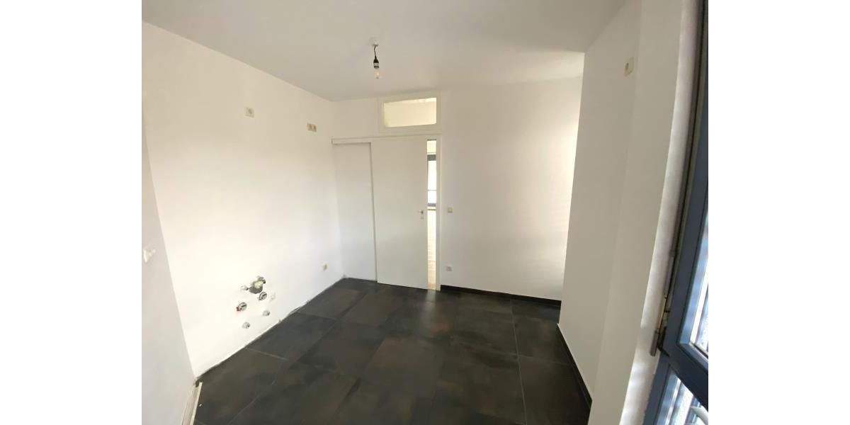 Etagenwohnung Plauen Chrieschwitz - 3 Zimmer, 83 m&sup2;, 510&euro; | Angebot:25819924