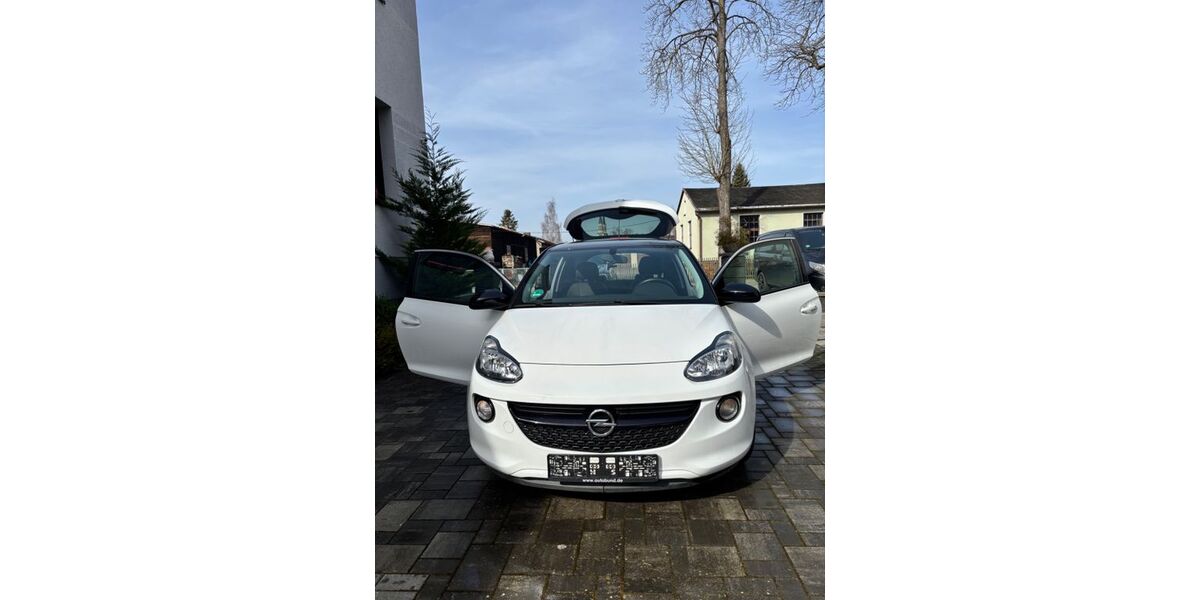 Opel Adam 71.848 km 9.400 &euro; Oelsnitz 08606