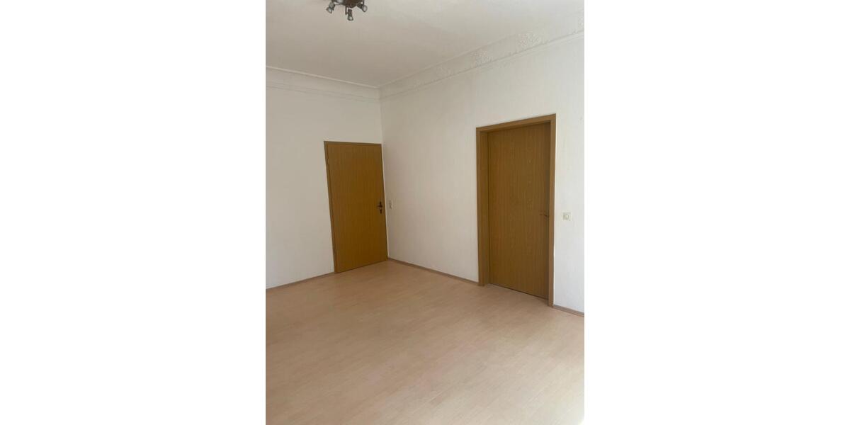 Etagenwohnung Plauen Bahnhofsvorstadt - 4 Zimmer, 103 m&sup2;, 88.500&euro; | Angebot:25058296