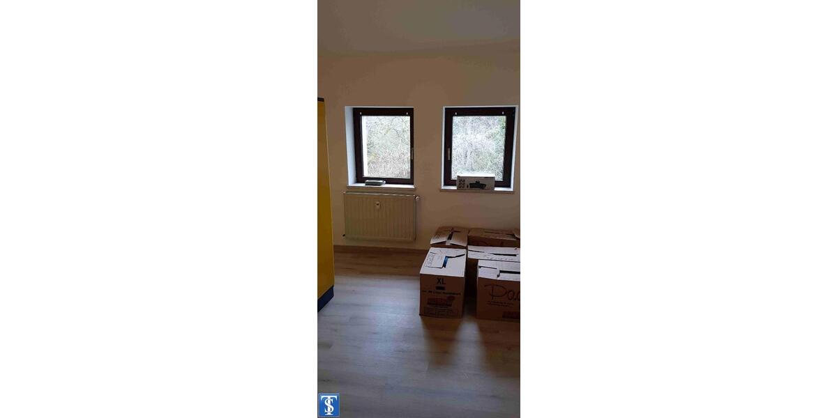 Etagenwohnung Treuen - 5 Zimmer, 103 m&sup2;, 550&euro; | Angebot:25646455