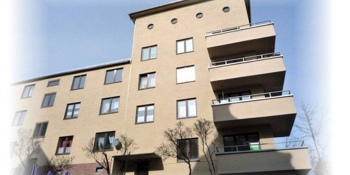 Etagenwohnung Plauen Stadtmitte - 3 Zimmer, 93 m&sup2;, 420&euro; | Angebot:25687458