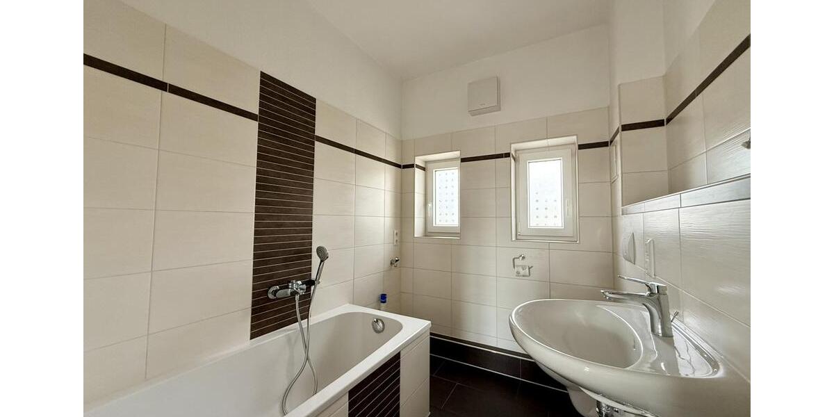 Etagenwohnung Plauen Alt Chrieschwitz - 2 Zimmer, 50 m&sup2;, 262&euro; | Angebot:25904332