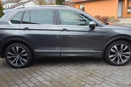 VW Tiguan 94.000 km 22.900 &euro; Hof 95030