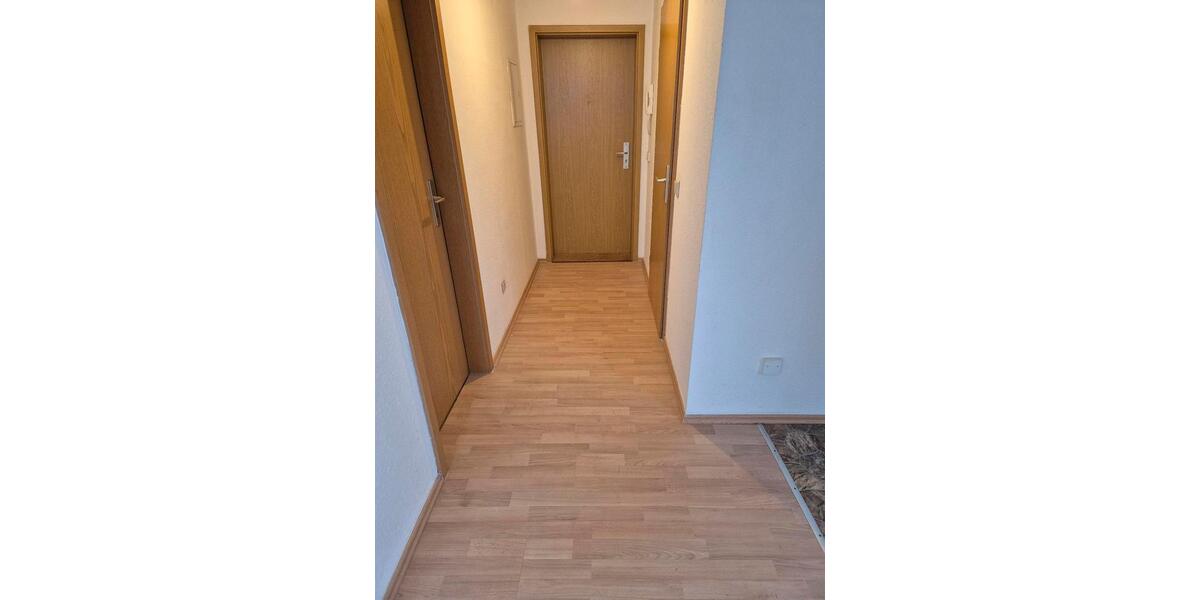 Dachgeschoßwohnung Plauen - 2 Zimmer, 39 m&sup2;, 390&euro; | Angebot:24444214