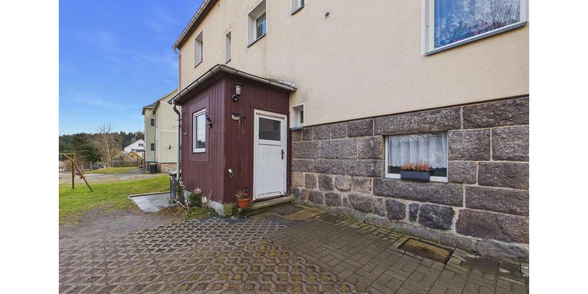 Dachgeschoßwohnung Stützengrün - 2 Zimmer, 45 m&sup2;, 279&euro; | Angebot:25269288