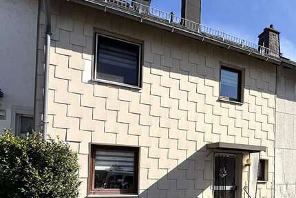 Haus Hof Neuhof - 4 Zimmer, 95 m&sup2;, 140.000&euro; | Angebot:26302587