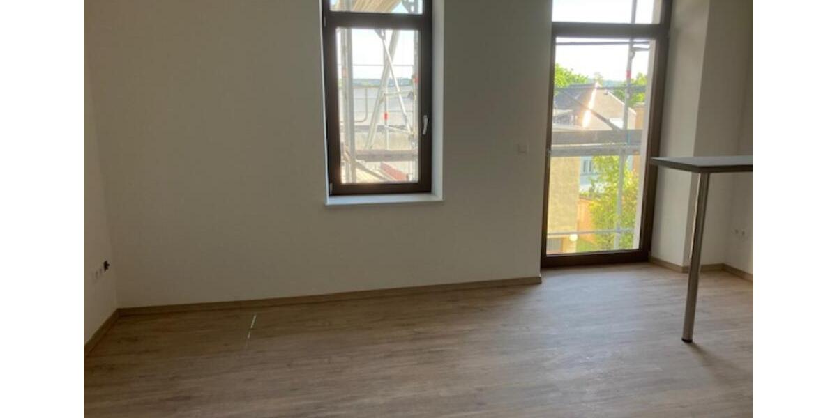 Etagenwohnung Plauen - 2 Zimmer, 61 m&sup2;, 499&euro; | Angebot:23544150