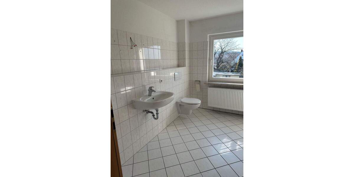 Etagenwohnung Netzschkau - 2 Zimmer, 56 m&sup2;, 282&euro; | Angebot:25910396