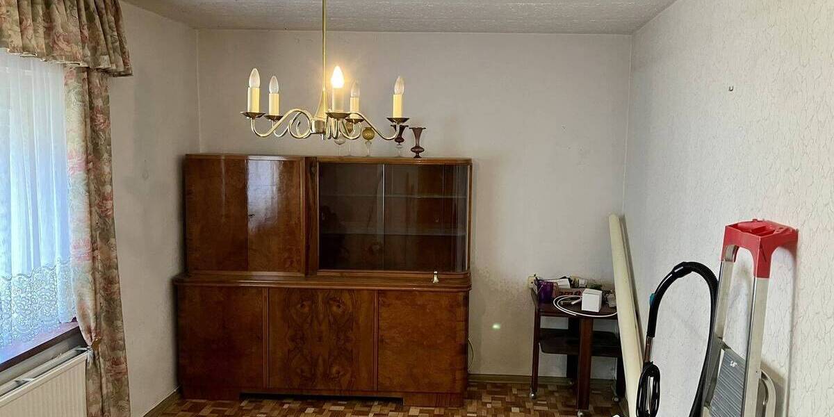 Einfamilienhaus Ellefeld - 1 Zimmer, 113 m&sup2;, 65.000&euro; | Angebot:26205454