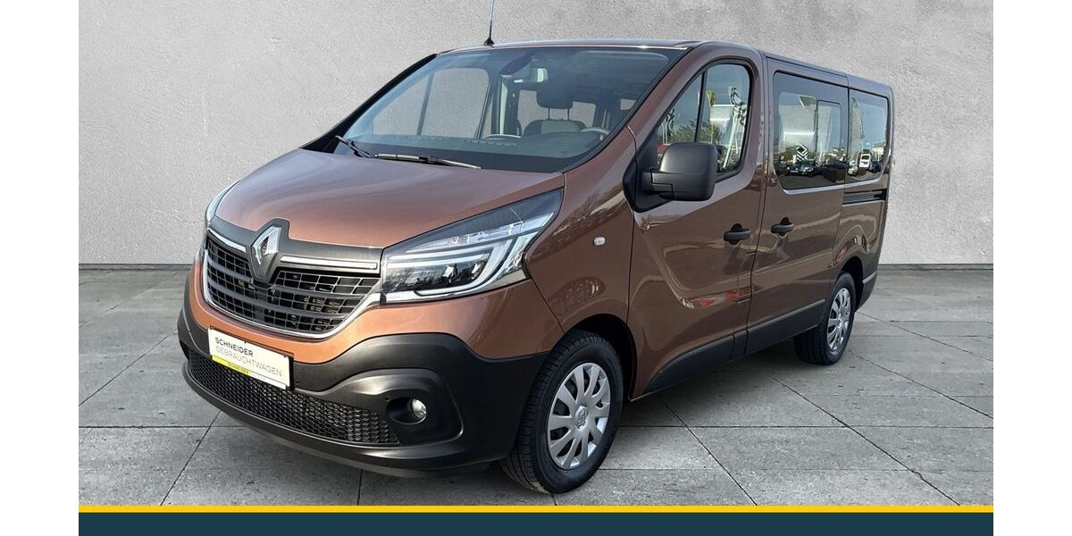 Renault Trafic 105.000 km 22.490 &euro; Hof 95030