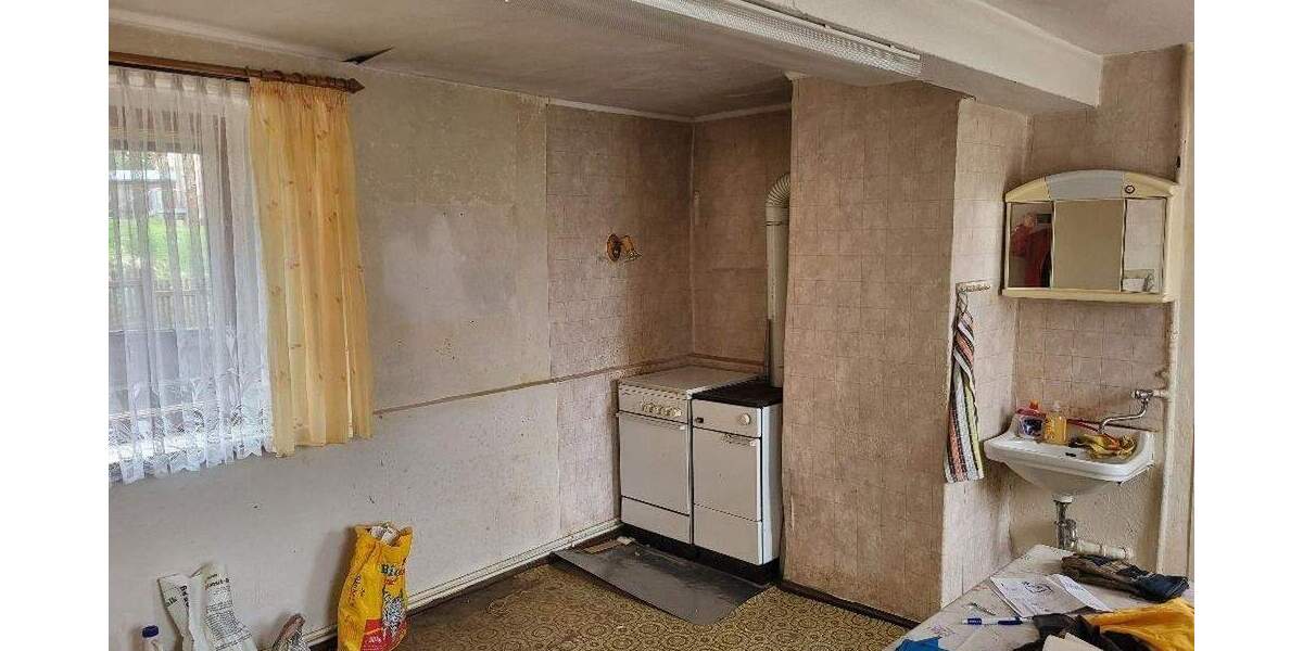 Einfamilienhaus Lengenfeld - 3 Zimmer, 90 m&sup2;, 39.000&euro; | Angebot:25670679