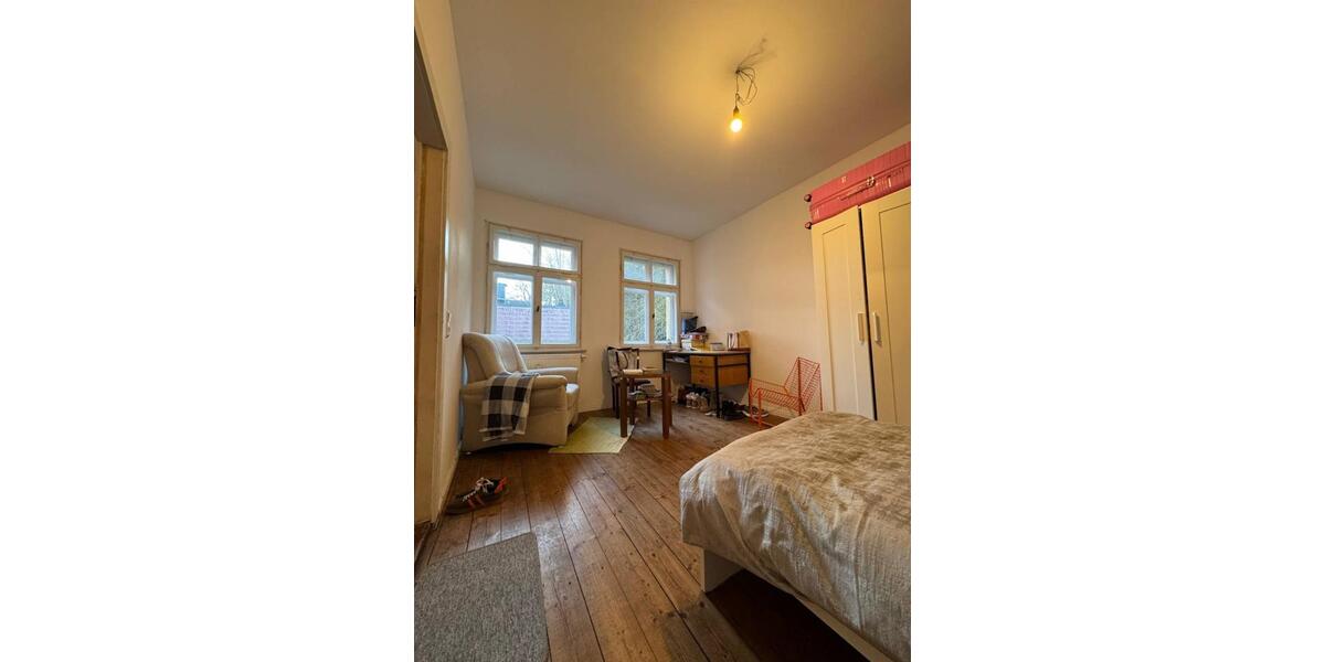 Etagenwohnung Hof Altstadt - 1 Zimmer, 15 m&sup2;, 400&euro; | Angebot:25207666