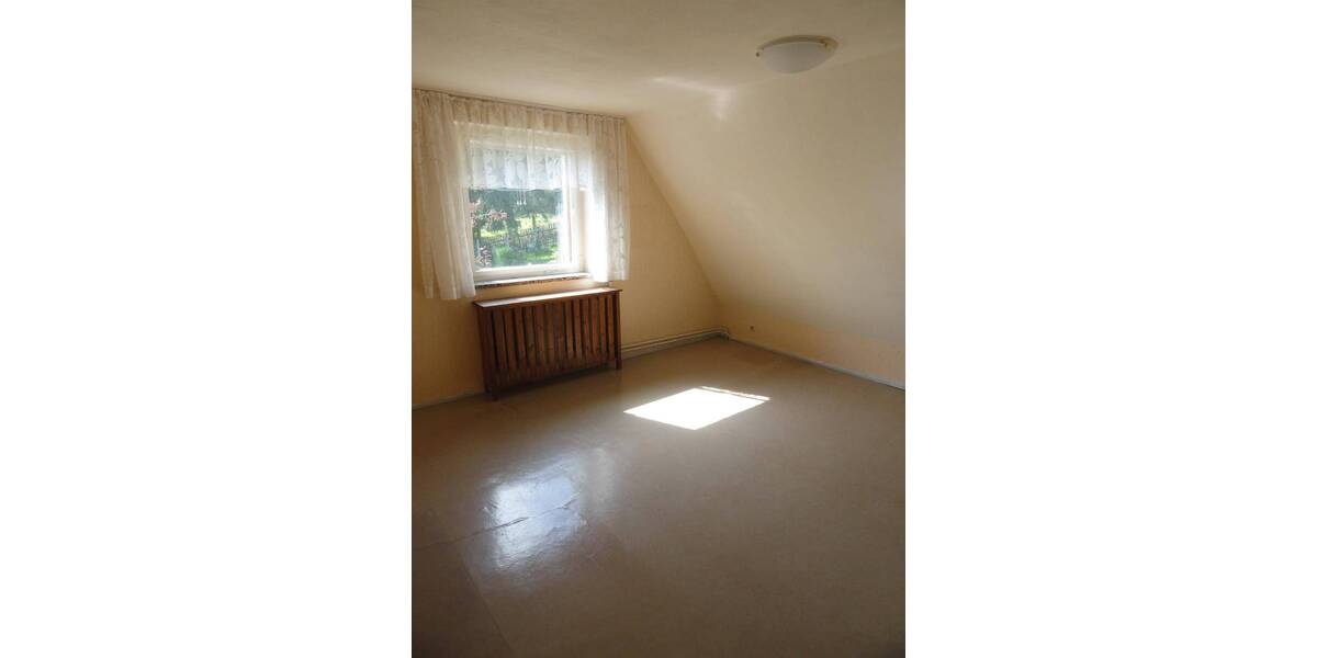 Einfamilienhaus Plauen Südvorstadt - 7 Zimmer, 175 m&sup2;, 249.000&euro; | Angebot:25662038