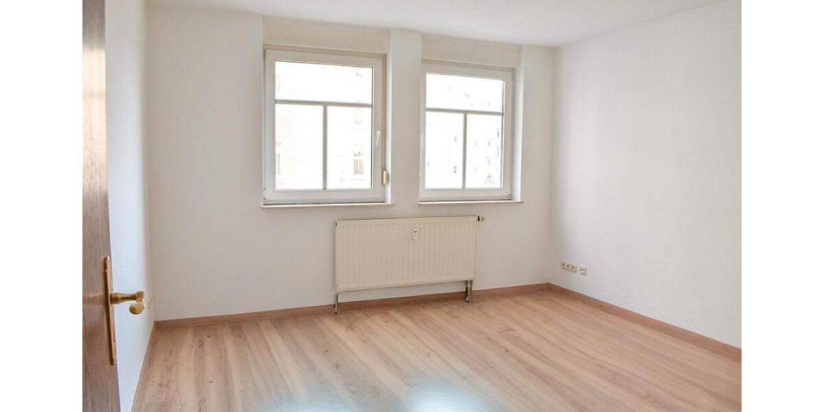 Etagenwohnung Plauen Altstadt - 2 Zimmer, 47 m&sup2;, 195&euro; | Angebot:26003190