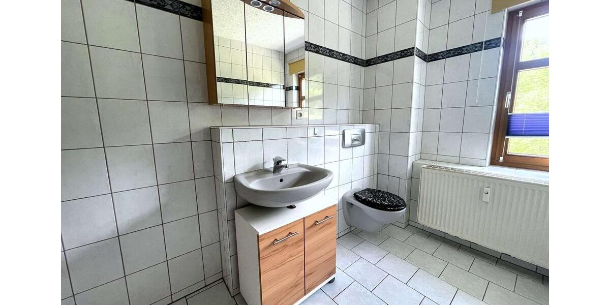 Etagenwohnung Klingenthal Zwota - 3 Zimmer, 71 m&sup2;, 280&euro; | Angebot:25392797