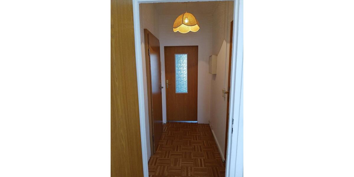 Etagenwohnung Reichenbach im Vogtland - 2 Zimmer, 42 m&sup2;, 350&euro; | Angebot:25820825