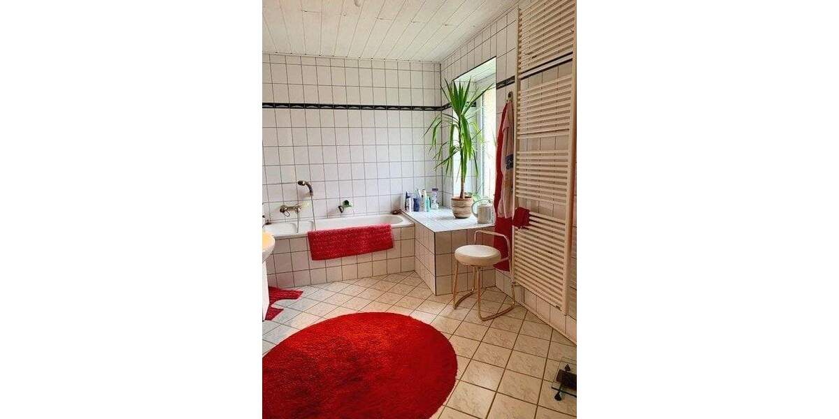 Einfamilienhaus Lengenfeld - 6 Zimmer, 168 m&sup2;, 195.000&euro; | Angebot:25776185