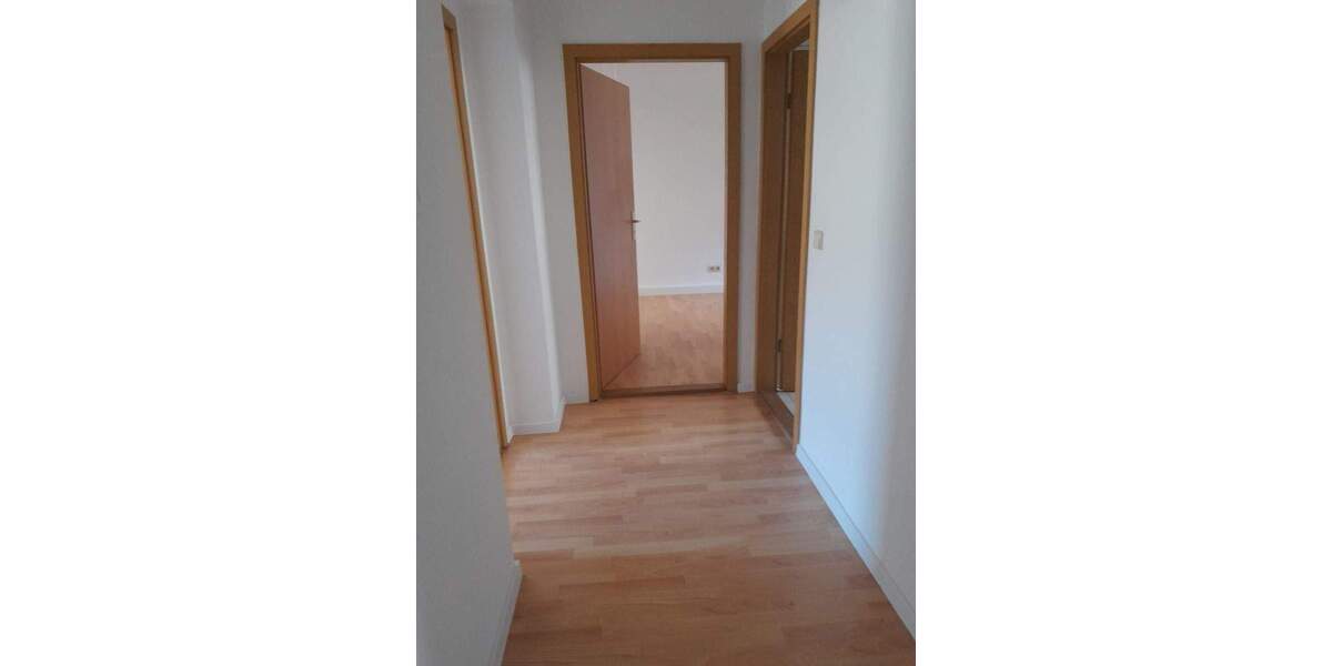 Etagenwohnung Plauen Stadtmitte - 3 Zimmer, 56 m&sup2;, 320&euro; | Angebot:26105775