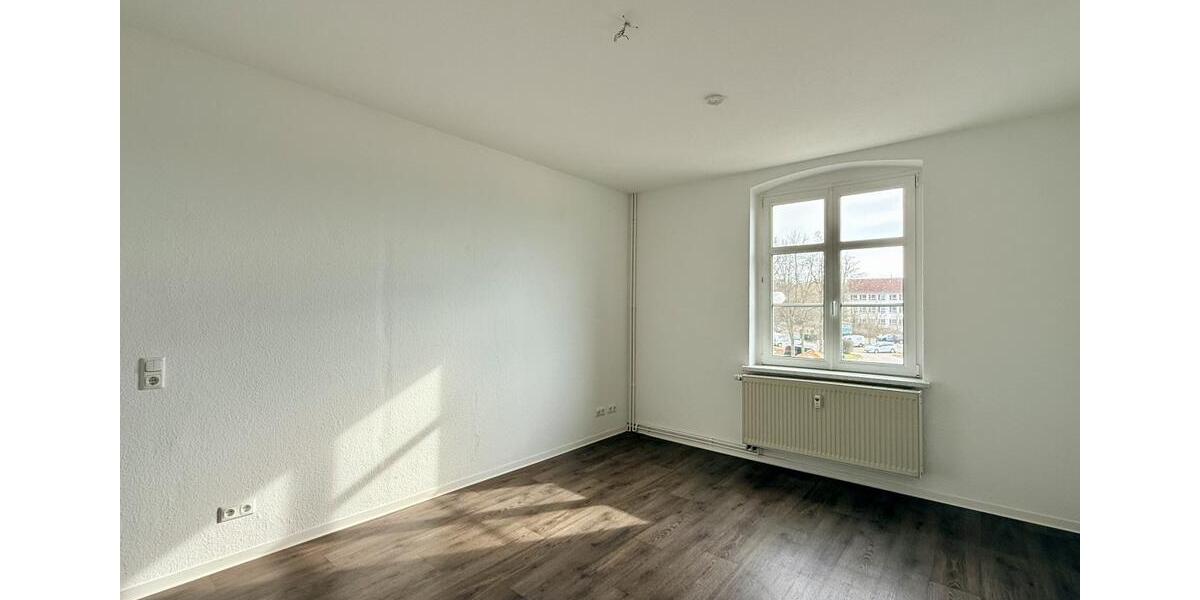 Etagenwohnung Plauen Alt Chrieschwitz - 2 Zimmer, 50 m&sup2;, 262&euro; | Angebot:25904332