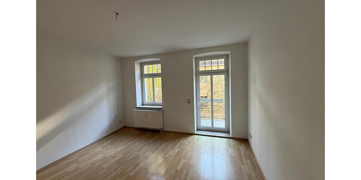 Etagenwohnung Greiz - 3 Zimmer, 79 m&sup2;, 465&euro; | Angebot:26050264