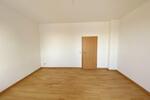 Etagenwohnung Reichenbach im Vogtland - 3 Zimmer, 81 m&sup2;, 490&euro; | Angebot:25054405