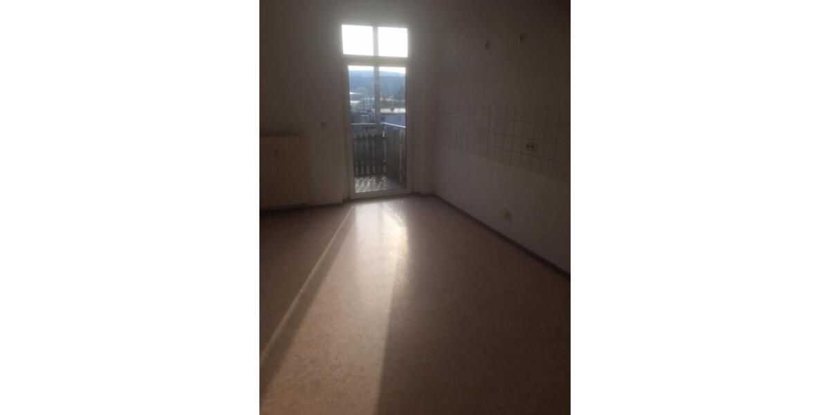 Etagenwohnung Plauen Altstadt - 2 Zimmer, 61 m&sup2;, 299&euro; | Angebot:24773211