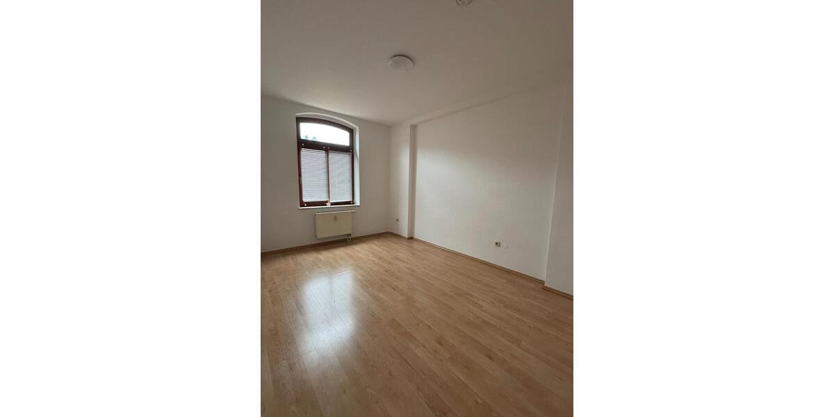 Etagenwohnung Reichenbach im Vogtland - 2 Zimmer, 55 m&sup2;, 420&euro; | Angebot:25974113