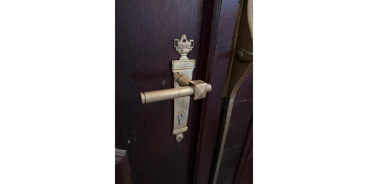 Etagenwohnung Hof Altstadt - 4 Zimmer, 110 m&sup2;, 330&euro; | Angebot:25964485