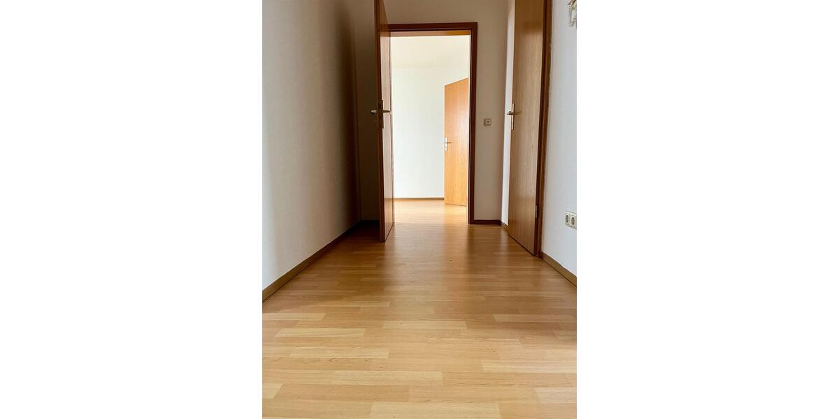 Etagenwohnung Oelsnitz (Vogtland) - 2 Zimmer, 51 m&sup2;, 278&euro; | Angebot:26024570