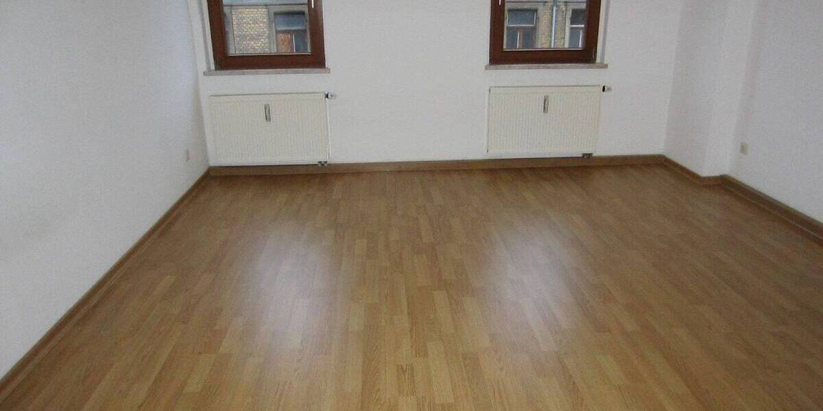 Etagenwohnung Plauen Haselbrunn - 2 Zimmer, 50 m&sup2;, 275&euro; | Angebot:25687457