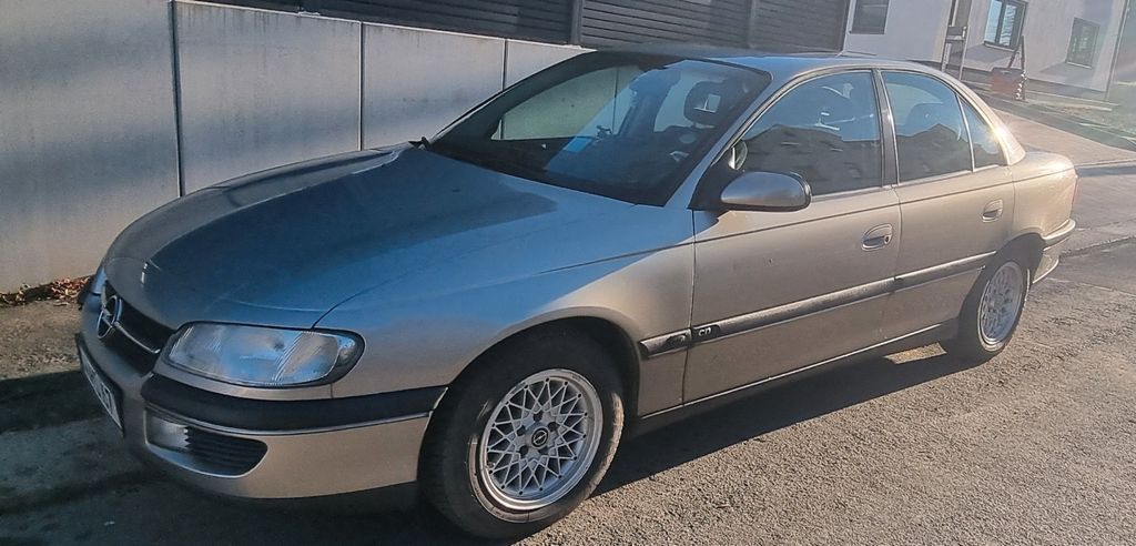 Opel Omega 114.000 km 1.999 &euro; Rodewisch 08228