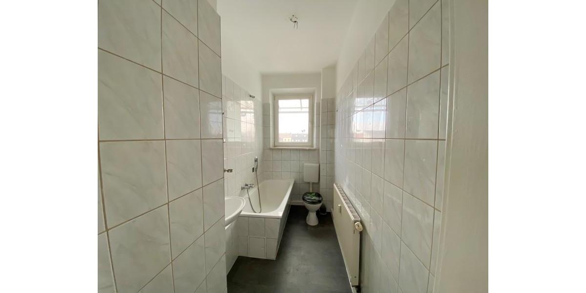 Etagenwohnung Plauen Bahnhofsvorstadt - 2 Zimmer, 61 m&sup2;, 305&euro; | Angebot:23817174