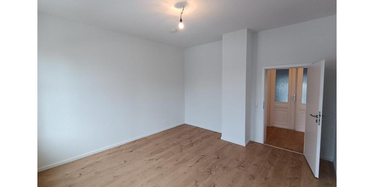 Etagenwohnung Reichenbach im Vogtland - 3 Zimmer, 67 m&sup2;, 400&euro; | Angebot:25217564