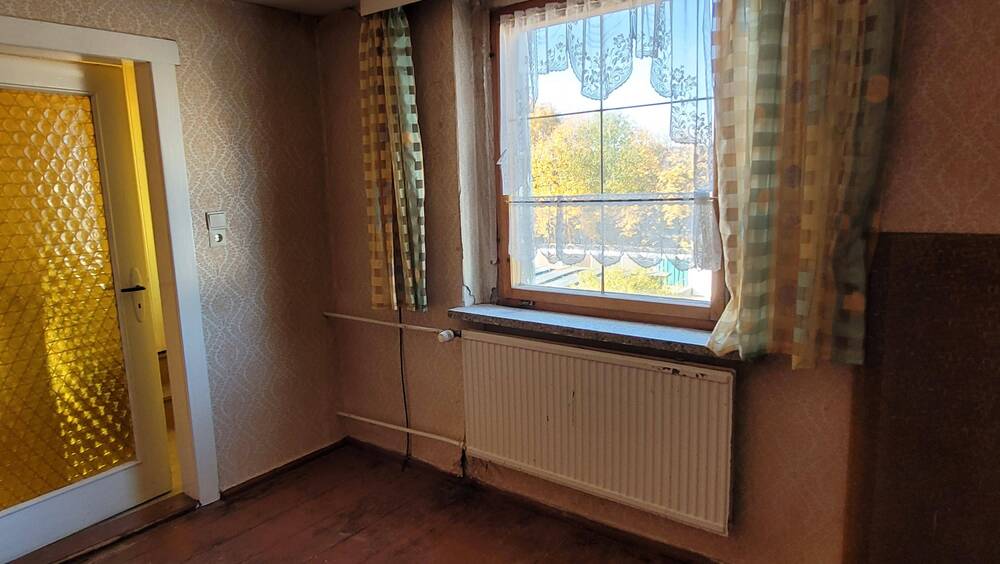 Doppelhaushälfte Rodewisch - 4 Zimmer, 90 m&sup2;, 85.000&euro; | Angebot:25776168