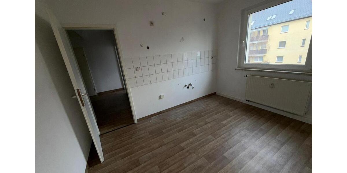 Etagenwohnung Plauen - 3 Zimmer, 78 m&sup2;, 506&euro; | Angebot:25303872