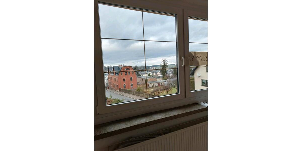 Etagenwohnung Lengenfeld - 3 Zimmer, 90 m&sup2;, 450&euro; | Angebot:24302566