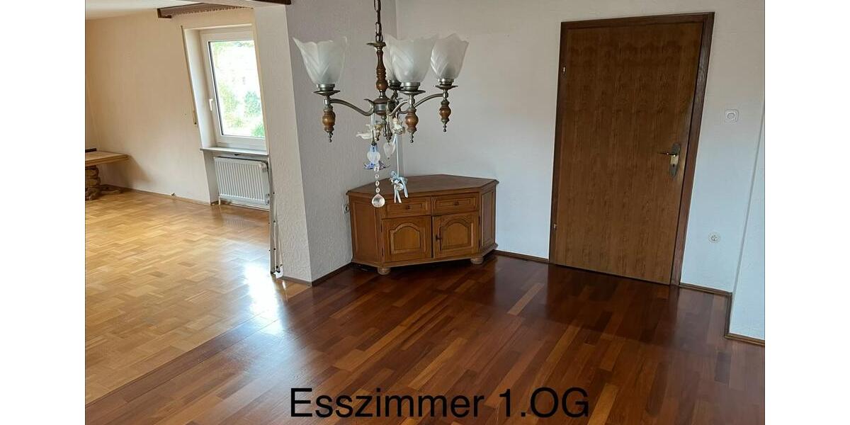 Doppelhaushälfte Rehau - 10 Zimmer, 150 m&sup2;, 189.000&euro; | Angebot:27030987