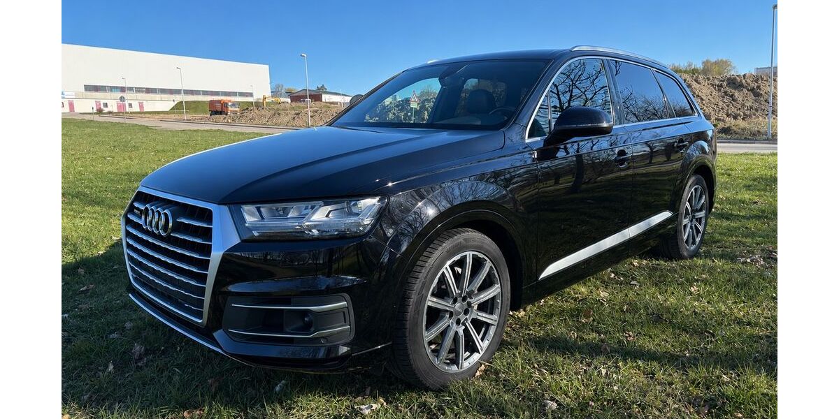 Audi Q7 90.000 km 40.000 &euro; Pausa 07952