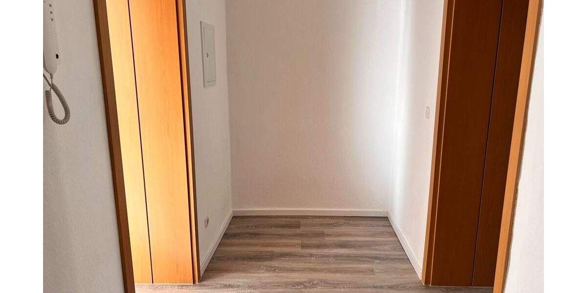 Etagenwohnung Plauen Westend - 2 Zimmer, 42 m&sup2;, 216&euro; | Angebot:25736238
