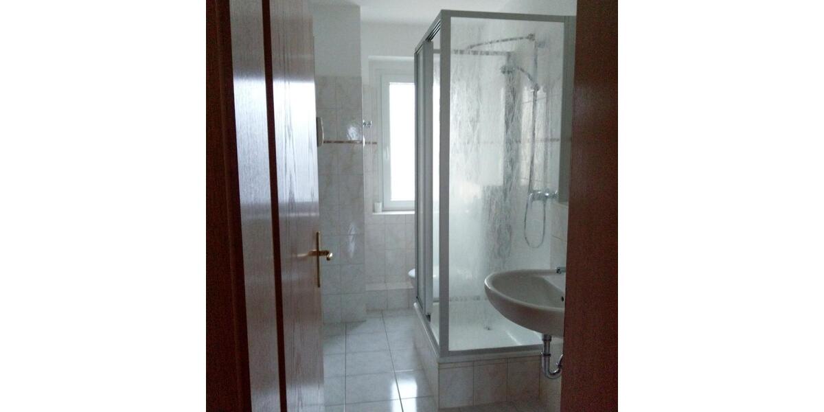 Etagenwohnung Reichenbach im Vogtland - 2 Zimmer, 53 m&sup2;, 285&euro; | Angebot:24700861