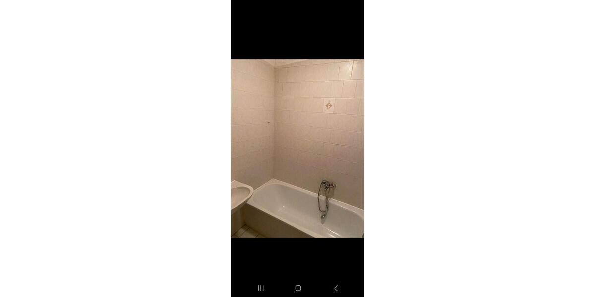 Etagenwohnung Plauen - 2 Zimmer, 42 m&sup2;, 280&euro; | Angebot:25048390